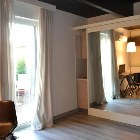 Gatto Bianco Le Dimore Bari