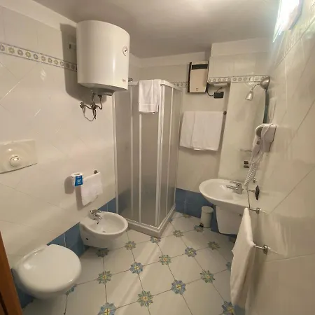 Gatto Bianco Le Dimore Гостьовий будинок 3*