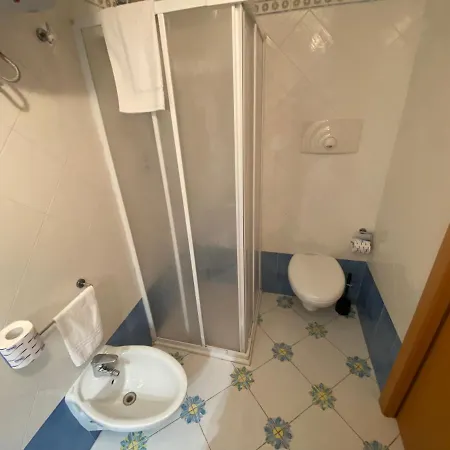 Gatto Bianco Le Dimore Bari