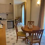 Gatto Bianco Le Dimore Гостьовий будинок