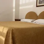 Gatto Bianco Le Dimore Гостьовий будинок 3*