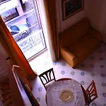 Gatto Bianco Le Dimore Барі