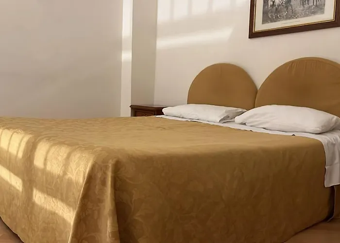 Gatto Bianco Le Dimore Affittacamere 3*