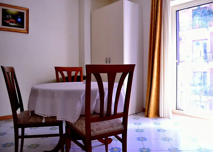 בית הארחה Gatto Bianco Le Dimore 3*