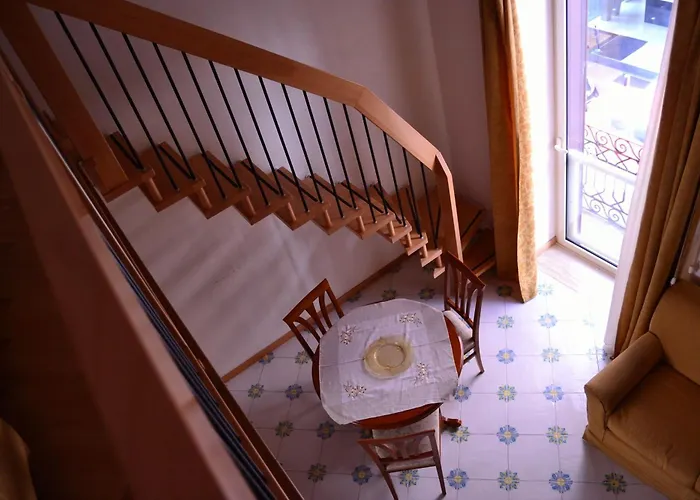 Gatto Bianco Le Dimore 3* Bari